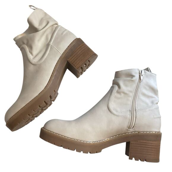 Bullboxer B-52 Beige Luge Sole Ankle Booties Women's 9M Chunky Heel Side Zip - Picture 10 of 11